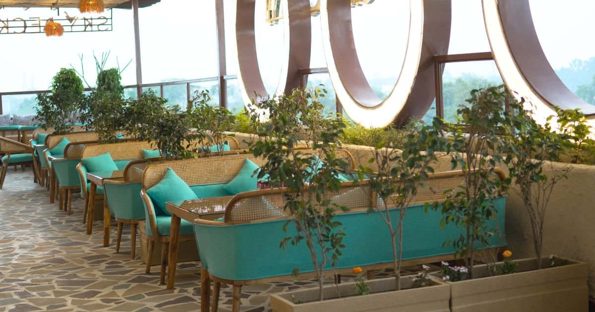 Luxury Lounge in Aligarh for Premium Nights and City Views