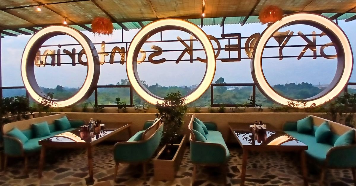 Santorini Theme Restaurant for Greek Vibes and Fine Dining